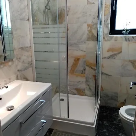 Appartement Land 4 *